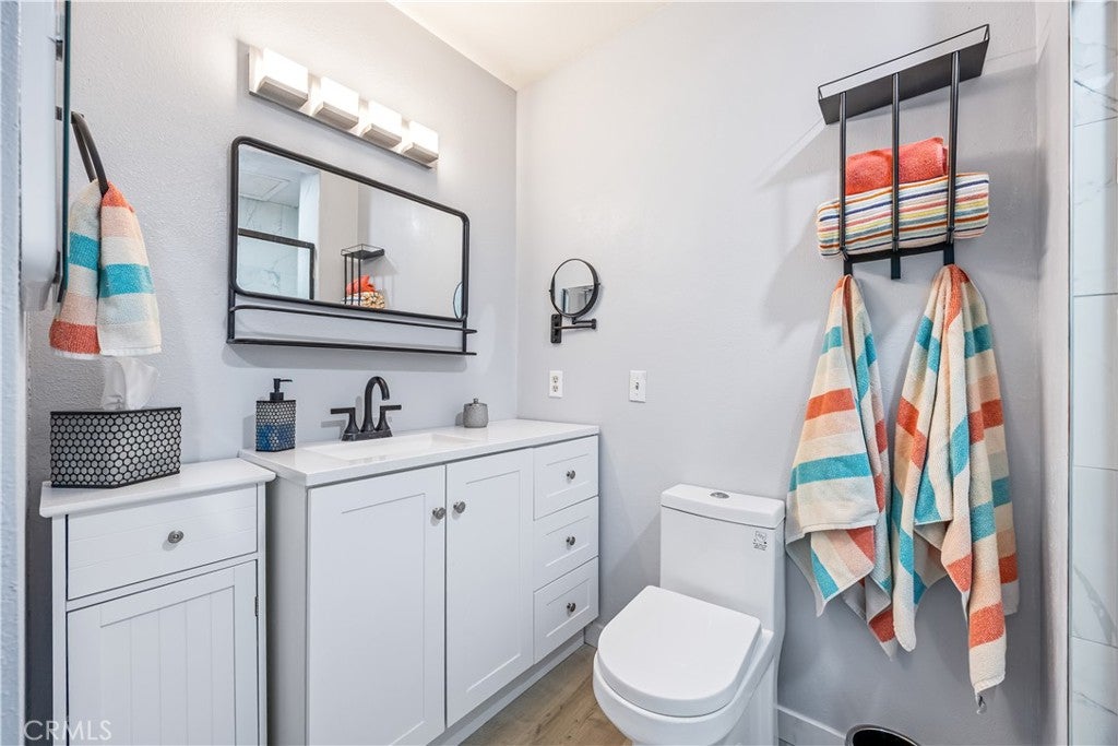 Lompoc, California, 93436, United States, 2 Bedrooms Bedrooms, ,3 BathroomsBathrooms,Residential,For Sale,1998544