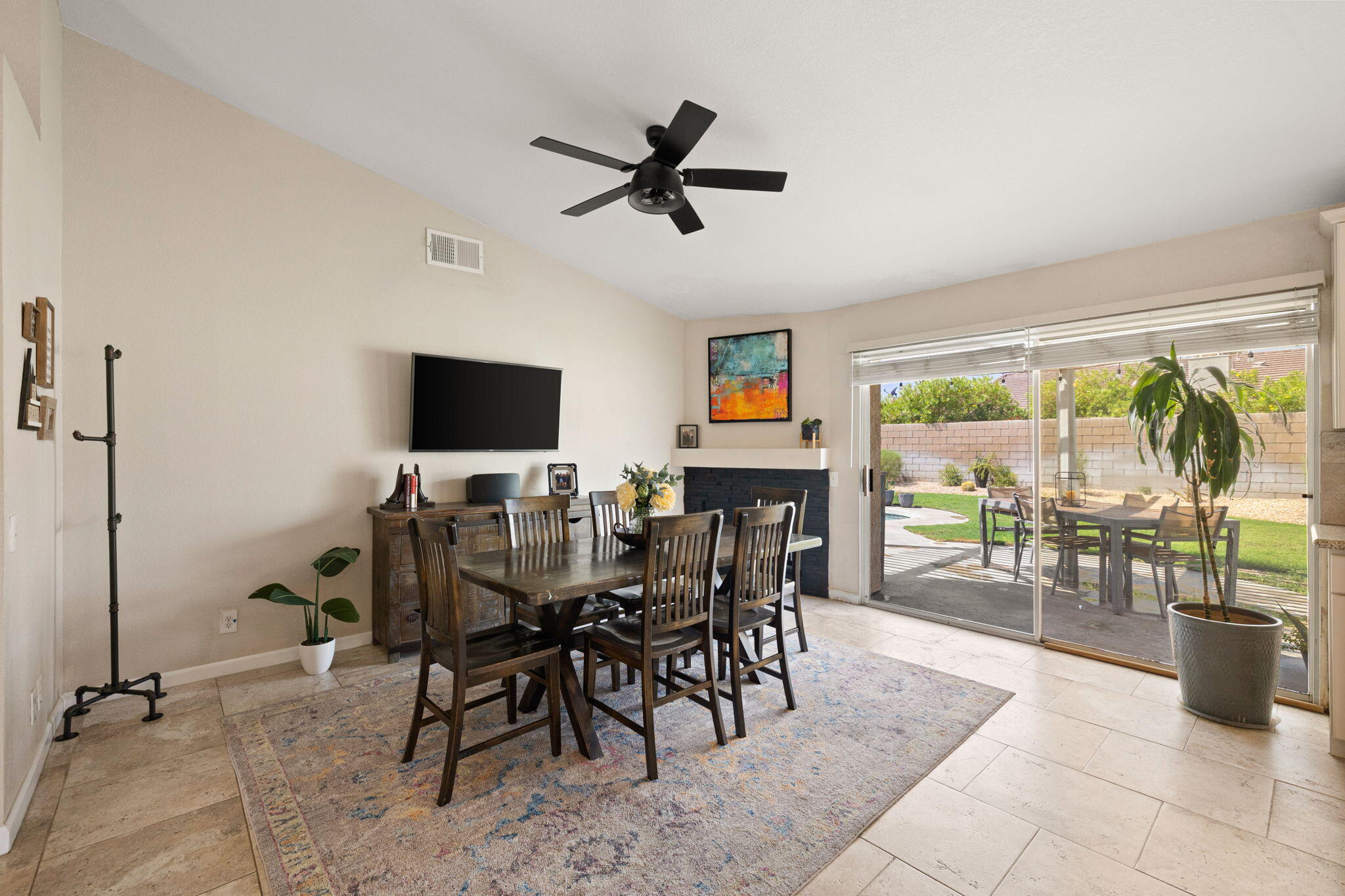 Palm Desert, California, 92211, United States, 3 Bedrooms Bedrooms, ,2 BathroomsBathrooms,Residential,For Sale,1938835