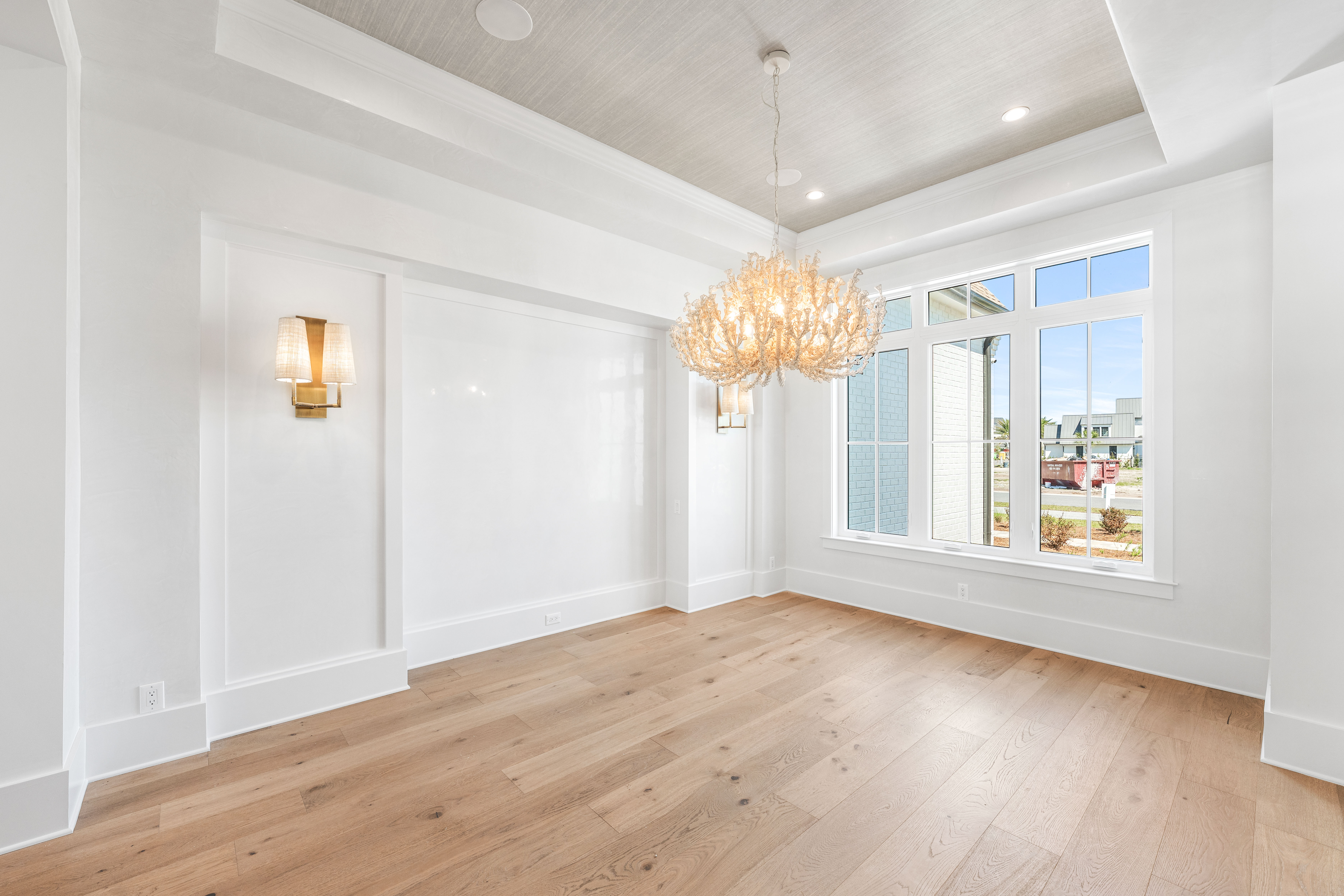  Magnificent Half-Acre Estate With Outdoor Oasis and Casita - 物件實景