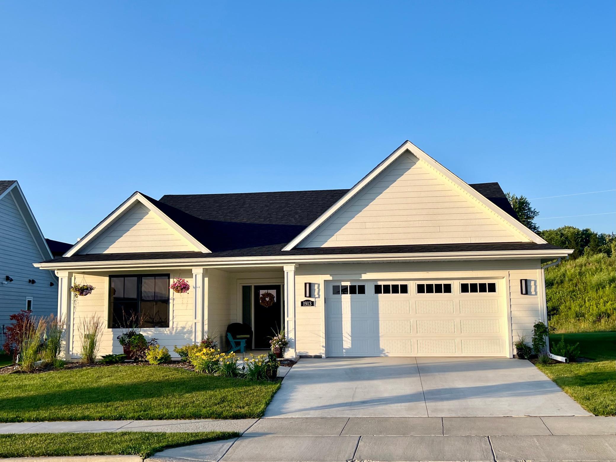 Northfield, Minnesota, 55057, United States, 3 Bedrooms Bedrooms, ,1 BathroomBathrooms,Residential,For Sale,1744752