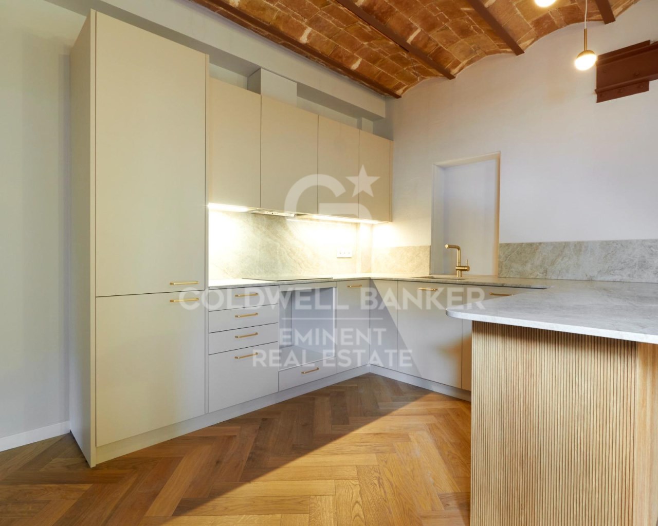 Barcelona, Barcelona, Ciutat Vella, El G?tic Barce, Barcelona, Catalonia, ES, 3 Bedrooms Bedrooms, ,3 BathroomsBathrooms,Residential,For Sale,Barcelona, Barcelona, Ciutat Vella, El G?tic Barce,1672669