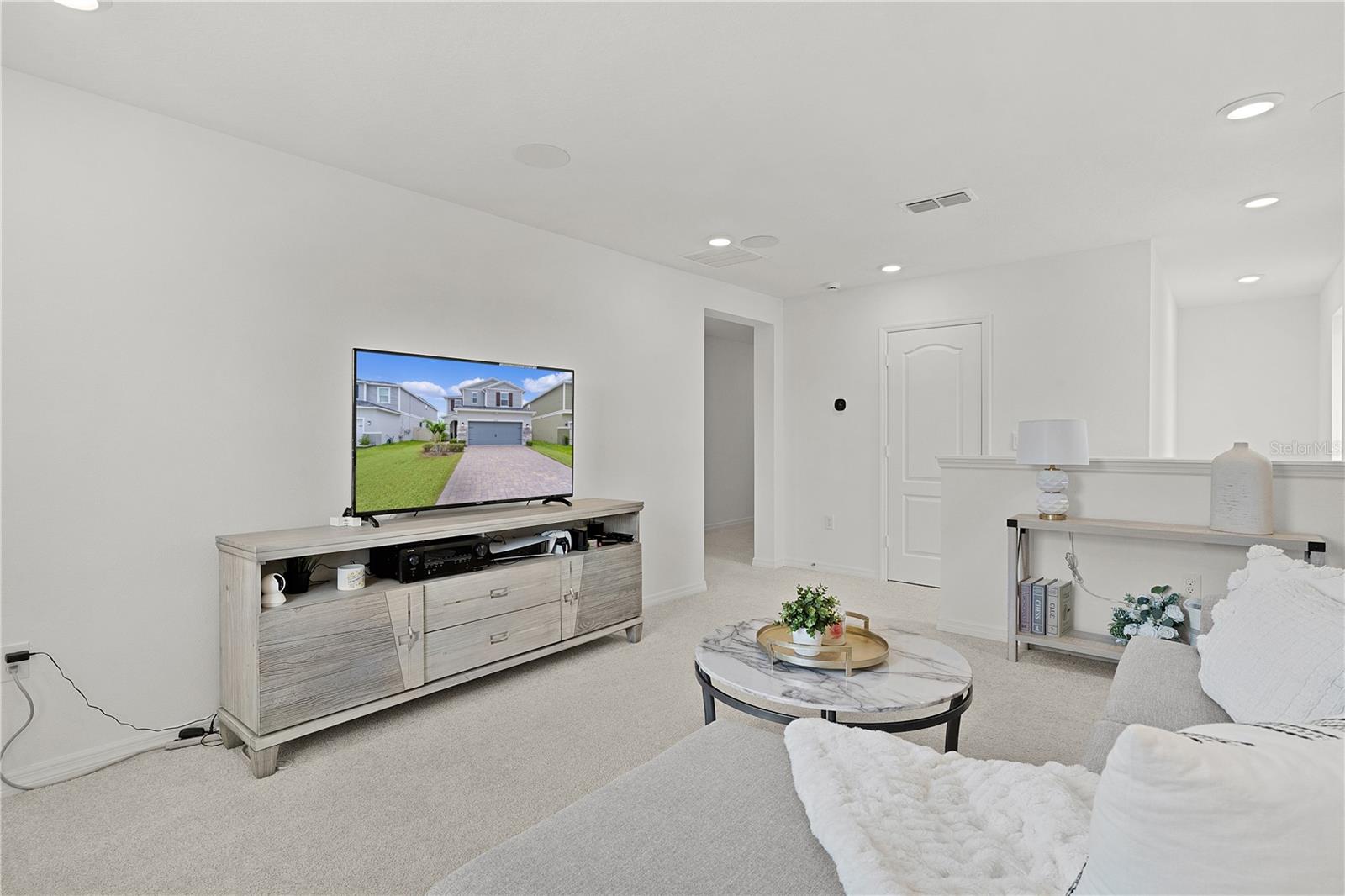 CLERMONT, Florida, 34714, United States, 3 Bedrooms Bedrooms, ,3 BathroomsBathrooms,Residential,For Sale,1901487