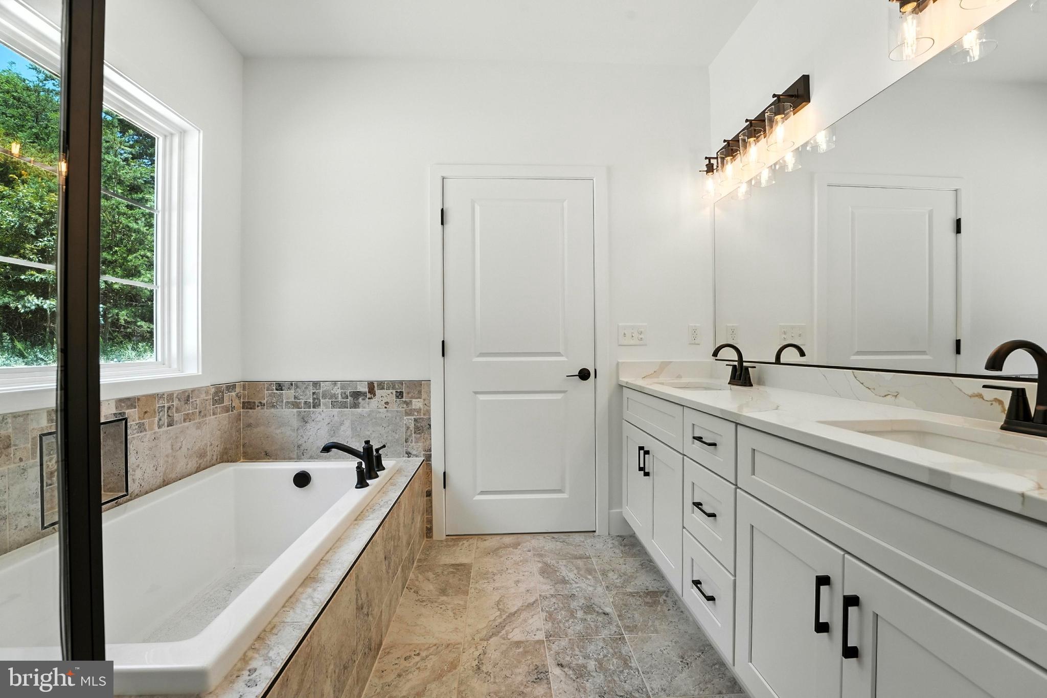 Culpeper, Virginia, 22701, United States, 3 Bedrooms Bedrooms, ,2 BathroomsBathrooms,Residential,For Sale,1944856