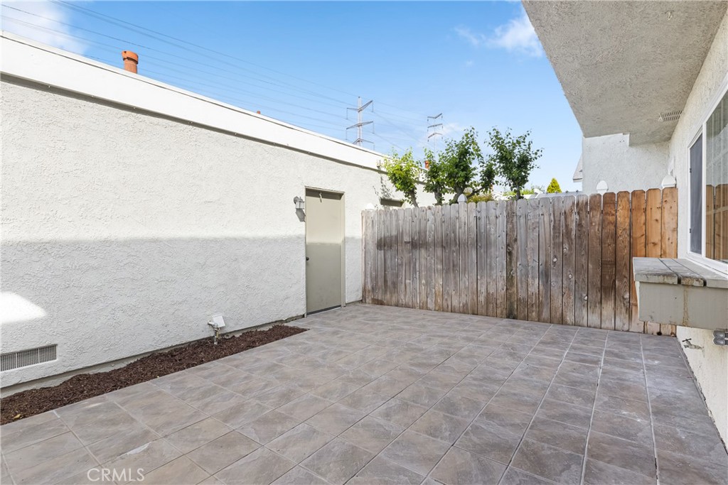 Irvine, California, 92604, United States, 3 Bedrooms Bedrooms, ,2 BathroomsBathrooms,Residential,For Sale,1903737