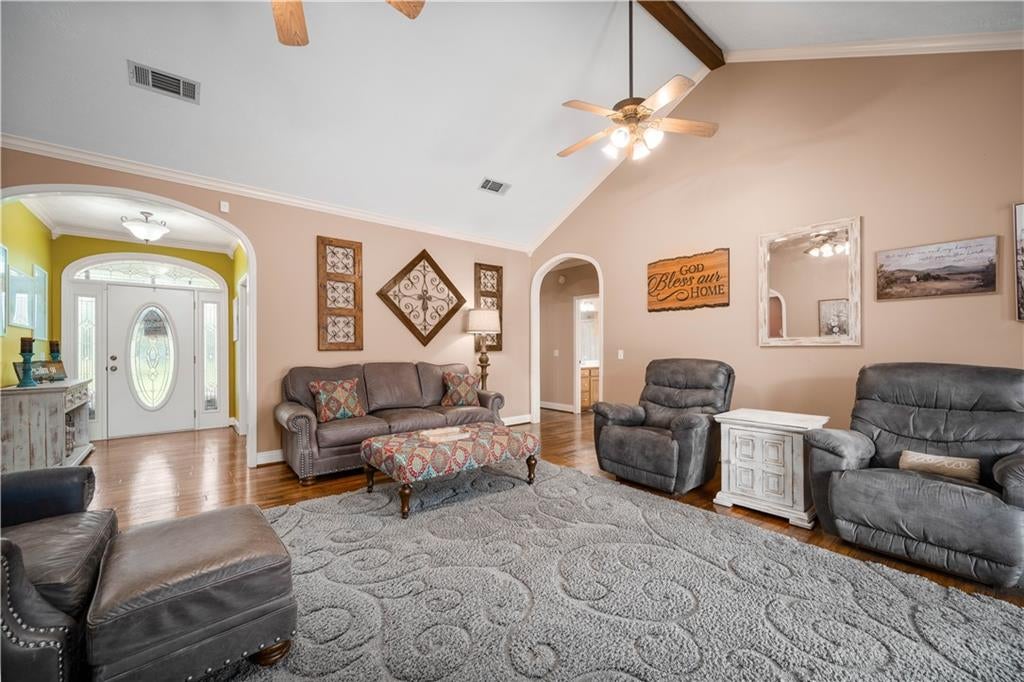 Jena, Louisiana, 71342, United States, 3 Bedrooms Bedrooms, ,3 BathroomsBathrooms,Residential,For Sale,2049158