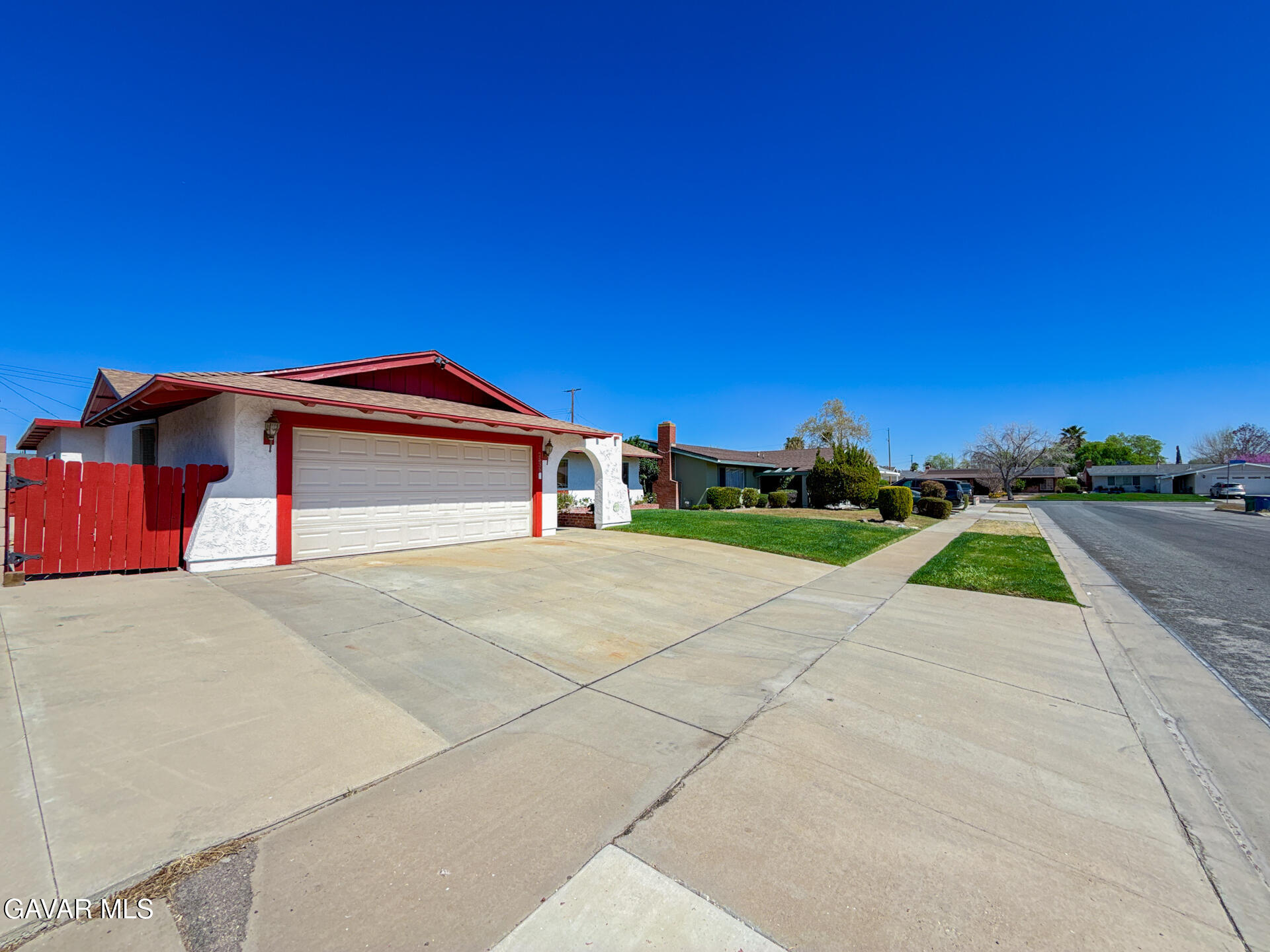 Palmdale, California, 93550, United States, 4 Bedrooms Bedrooms, ,2 BathroomsBathrooms,Residential,For Sale,2028325