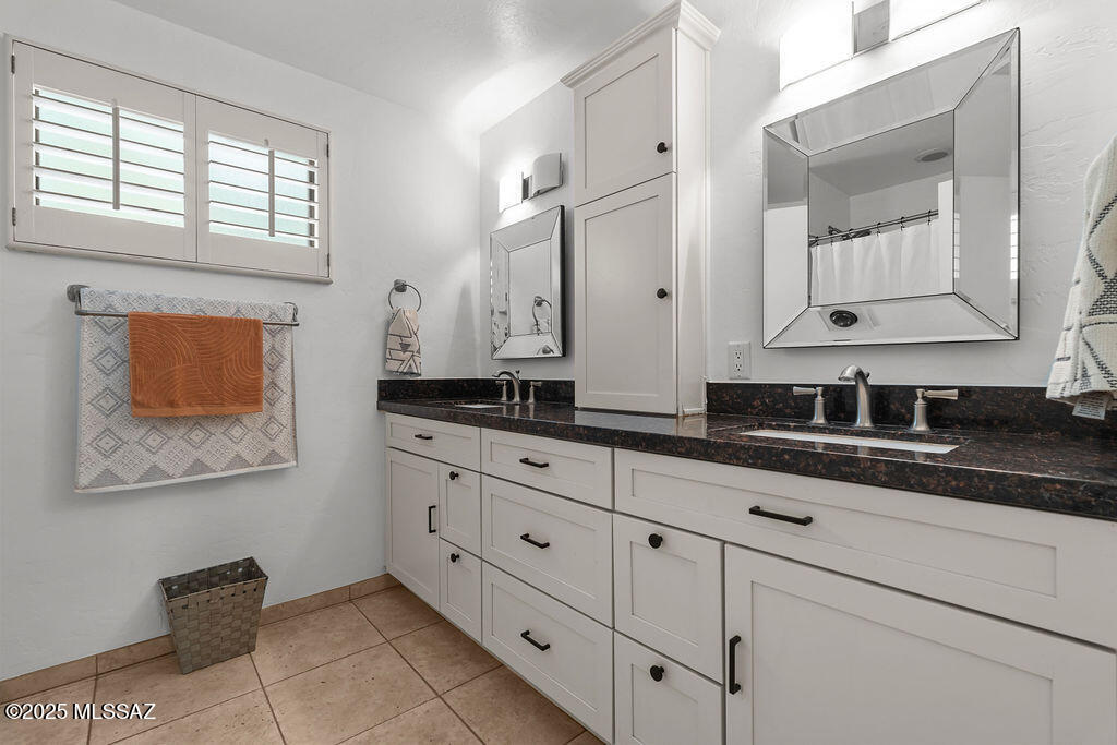 Tucson, Arizona, 85750, United States, 4 Bedrooms Bedrooms, ,3 BathroomsBathrooms,Residential,For Sale,1818132