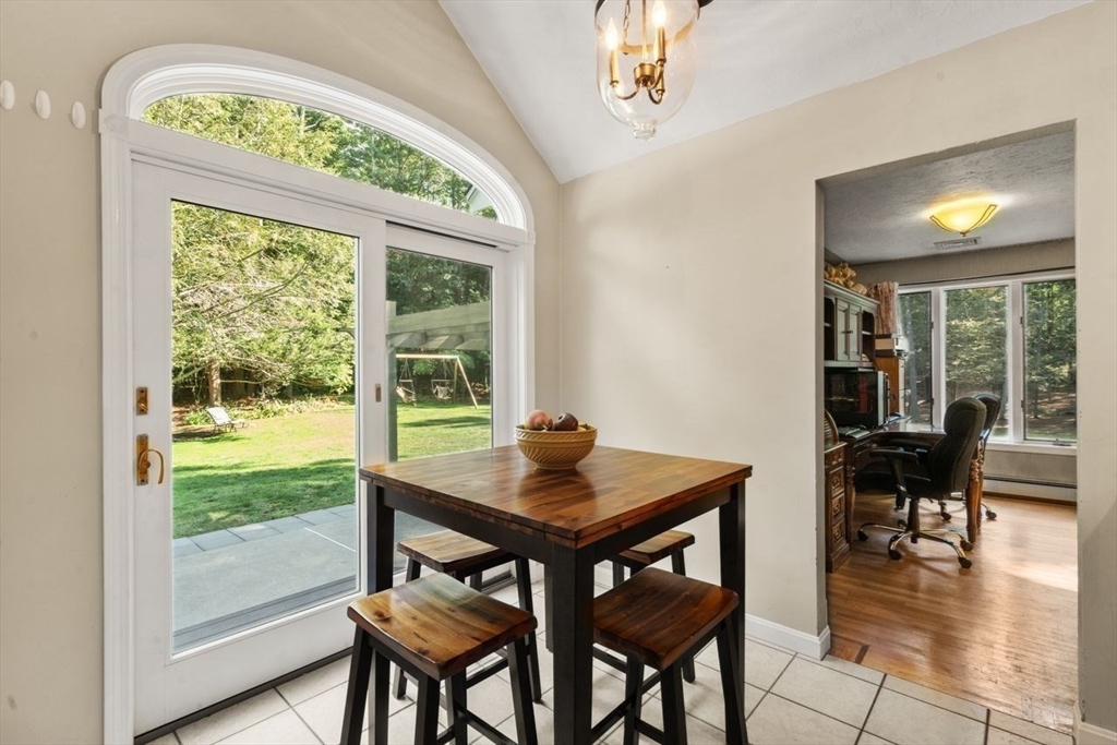 Halifax, Massachusetts, 02338, United States, 3 Bedrooms Bedrooms, ,3 BathroomsBathrooms,Residential,For Sale,1938860