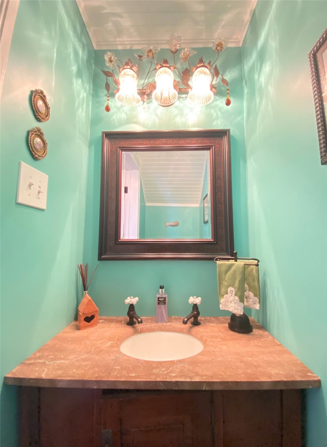 1409 Sealy Street, Galveston, Texas, 77550, United States, 6 Bedrooms Bedrooms, ,4 BathroomsBathrooms,Residential,For Sale,1409 Sealy Street,1683599