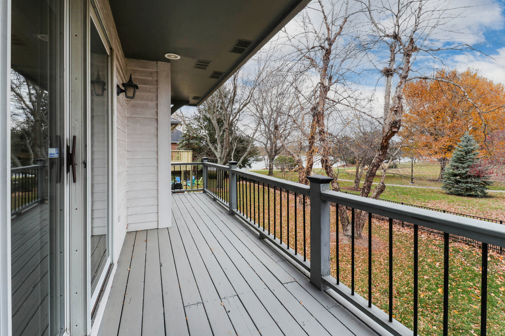 Bloomington, Illinois, 61704, United States, 5 Bedrooms Bedrooms, ,4 BathroomsBathrooms,Residential,For Sale,1991973