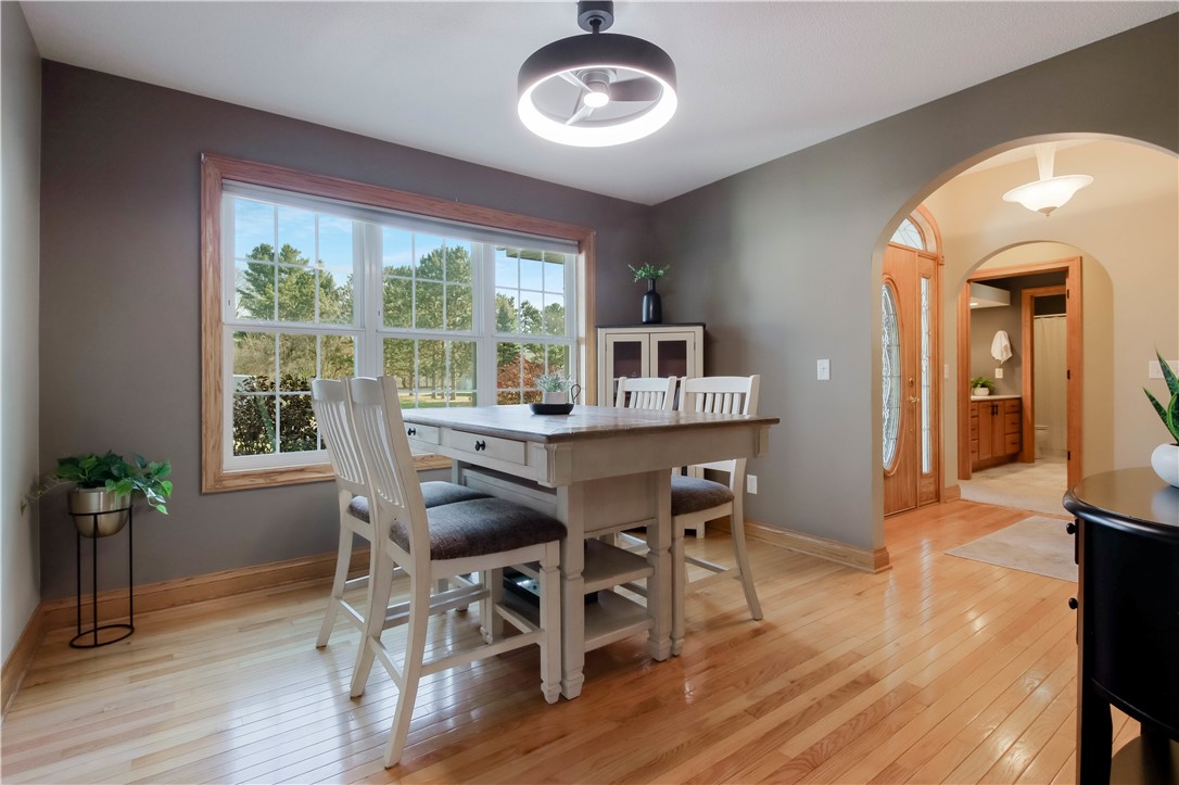 Chippewa Falls, Wisconsin, 54729, United States, 3 Bedrooms Bedrooms, ,4 BathroomsBathrooms,Residential,For Sale,1994232