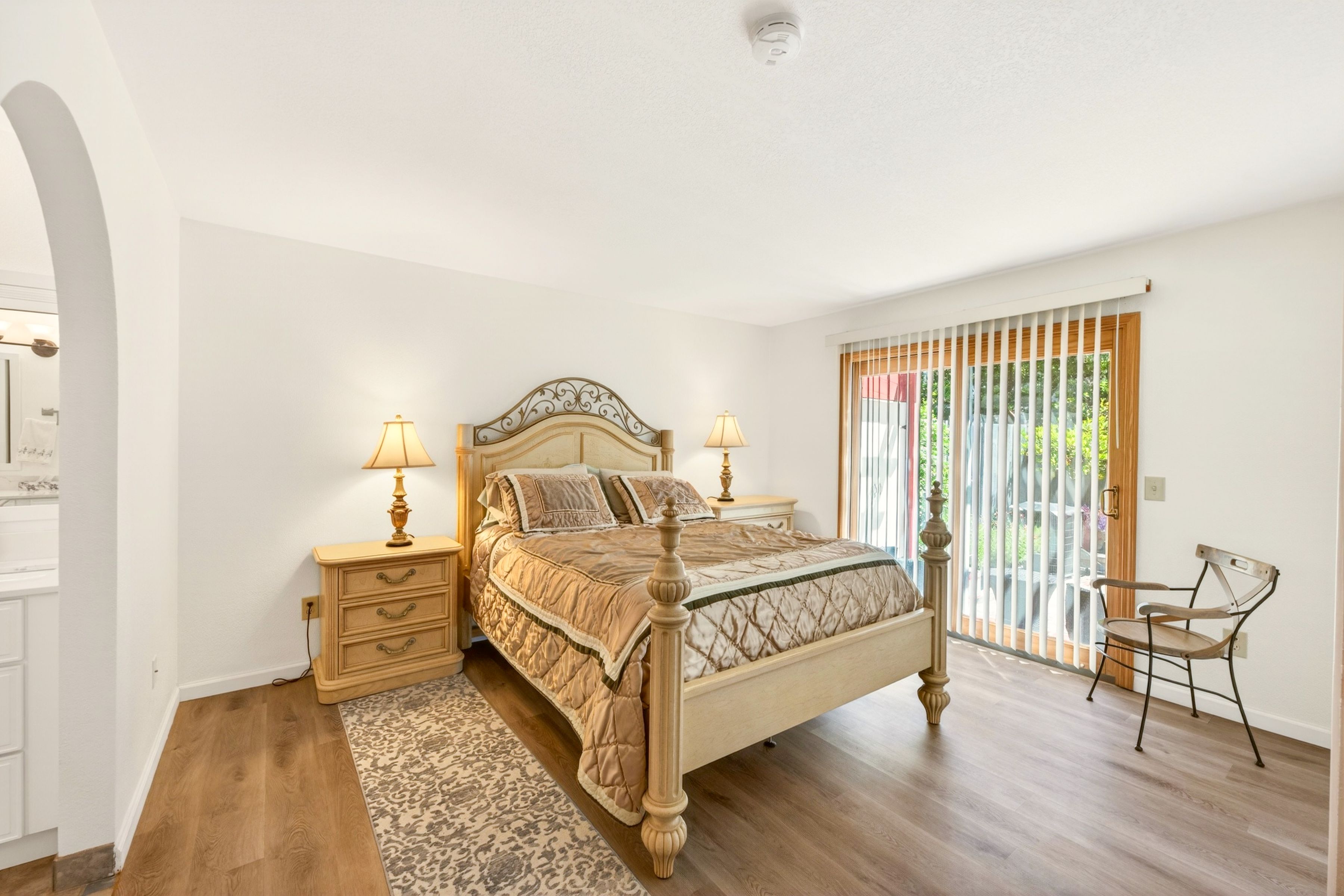  847 W. Spain Street, #8 - 物件實景