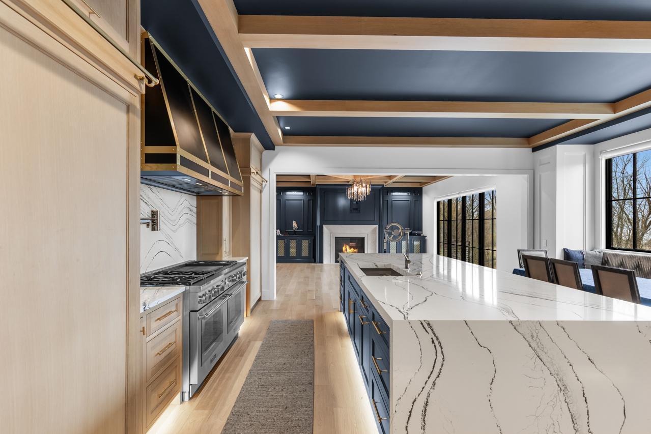 Orono, Minnesota, 55391, United States, 6 Bedrooms Bedrooms, ,3 BathroomsBathrooms,Residential,For Sale,2000639