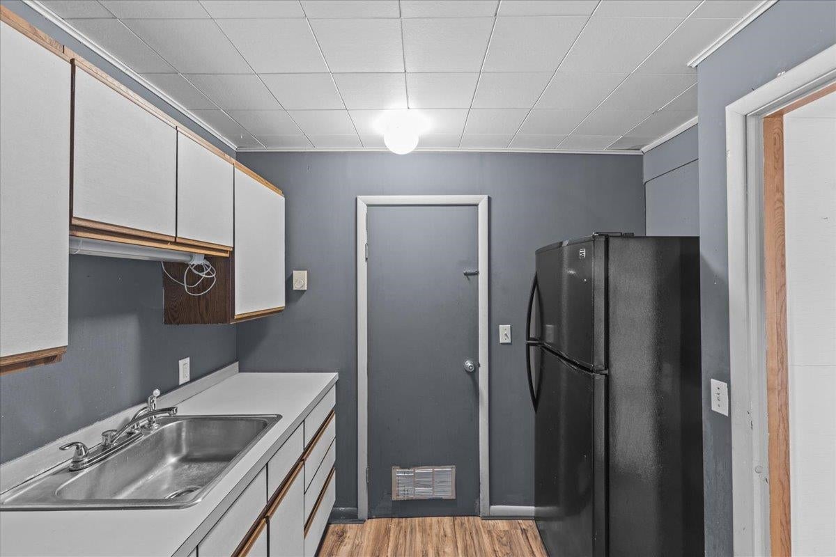 Stowe, Vermont, 05672, United States, 4 Bedrooms Bedrooms, ,2 BathroomsBathrooms,Residential,For Sale,2003261