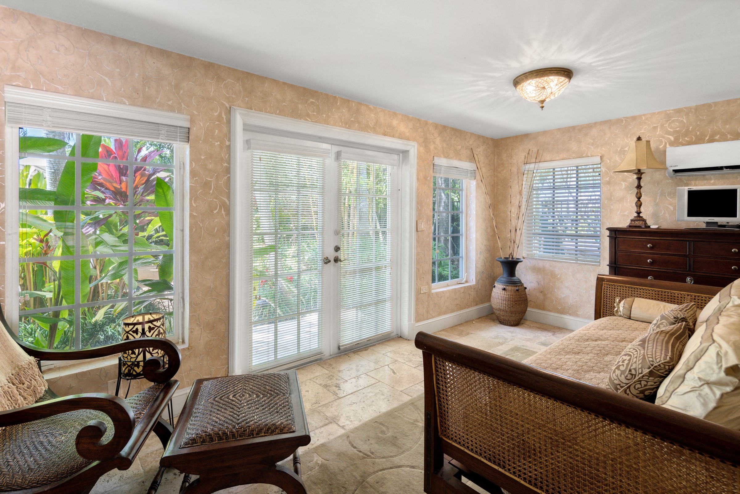  4620 Granada Blvd, Coral Gables, FL, 33146 - 物件實景