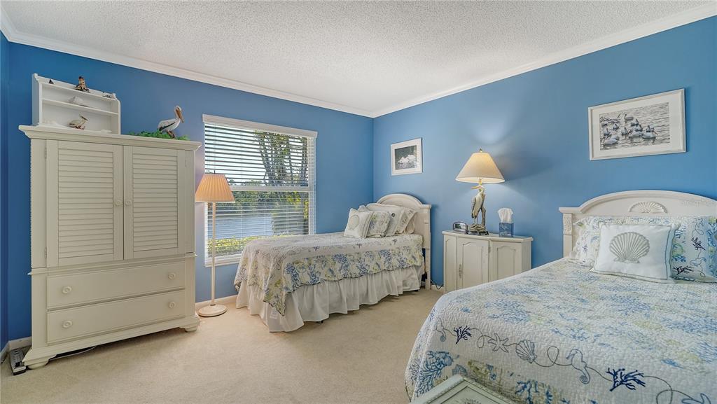 Bradenton, Florida, 34210, United States, 3 Bedrooms Bedrooms, ,2 BathroomsBathrooms,Residential,For Sale,1957049
