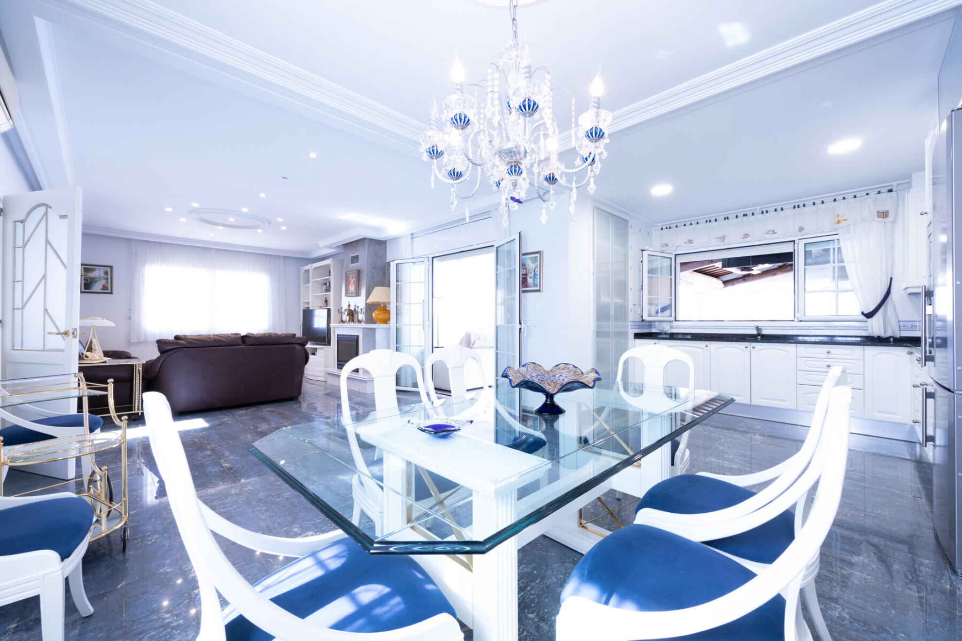  Modern Villa in Empuriabrava with a Garden and Private Pool - 物件實景