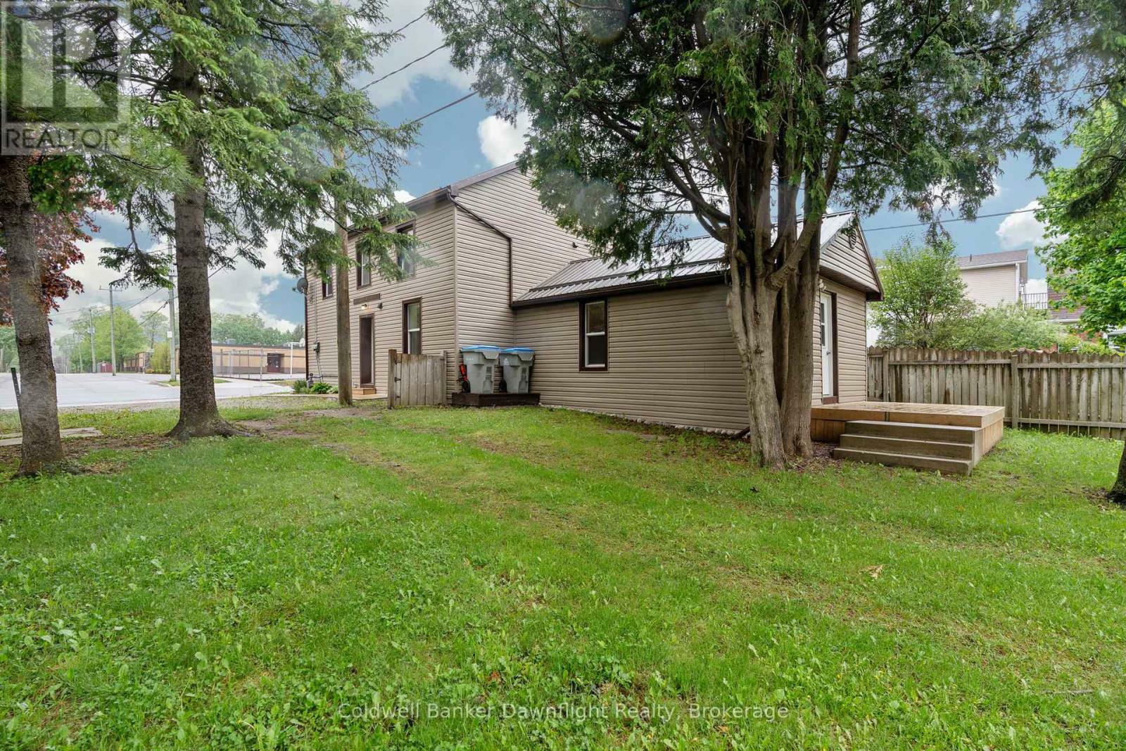 HURON EAST (SEAFORTH), Ontario, N0K 1W0, CA, 3 Bedrooms Bedrooms, ,2 BathroomsBathrooms,Residential,For Sale,1837892
