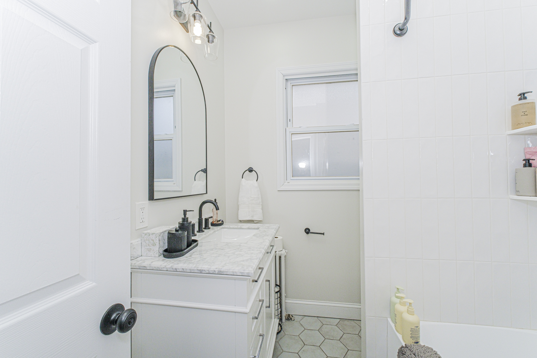 Staten Island, New York, 10307, United States, 2 Bedrooms Bedrooms, ,1 BathroomBathrooms,Residential,For Sale,2012003