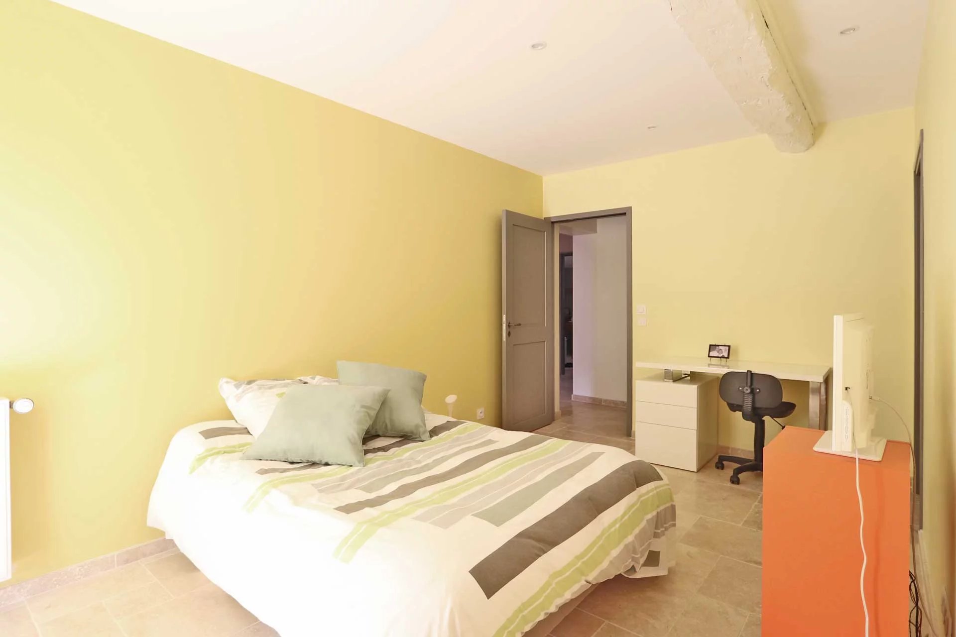 Bergerac, New Aquitaine, 24100, FR, 6 Bedrooms Bedrooms, ,7 BathroomsBathrooms,Residential,For Sale,1995635