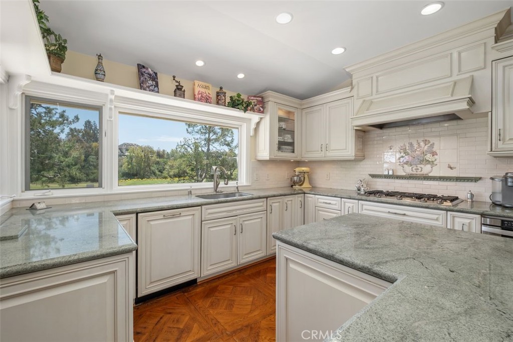 Newport Beach, California, 92660, United States, 7 Bedrooms Bedrooms, ,5 BathroomsBathrooms,Residential,For Sale,1939646