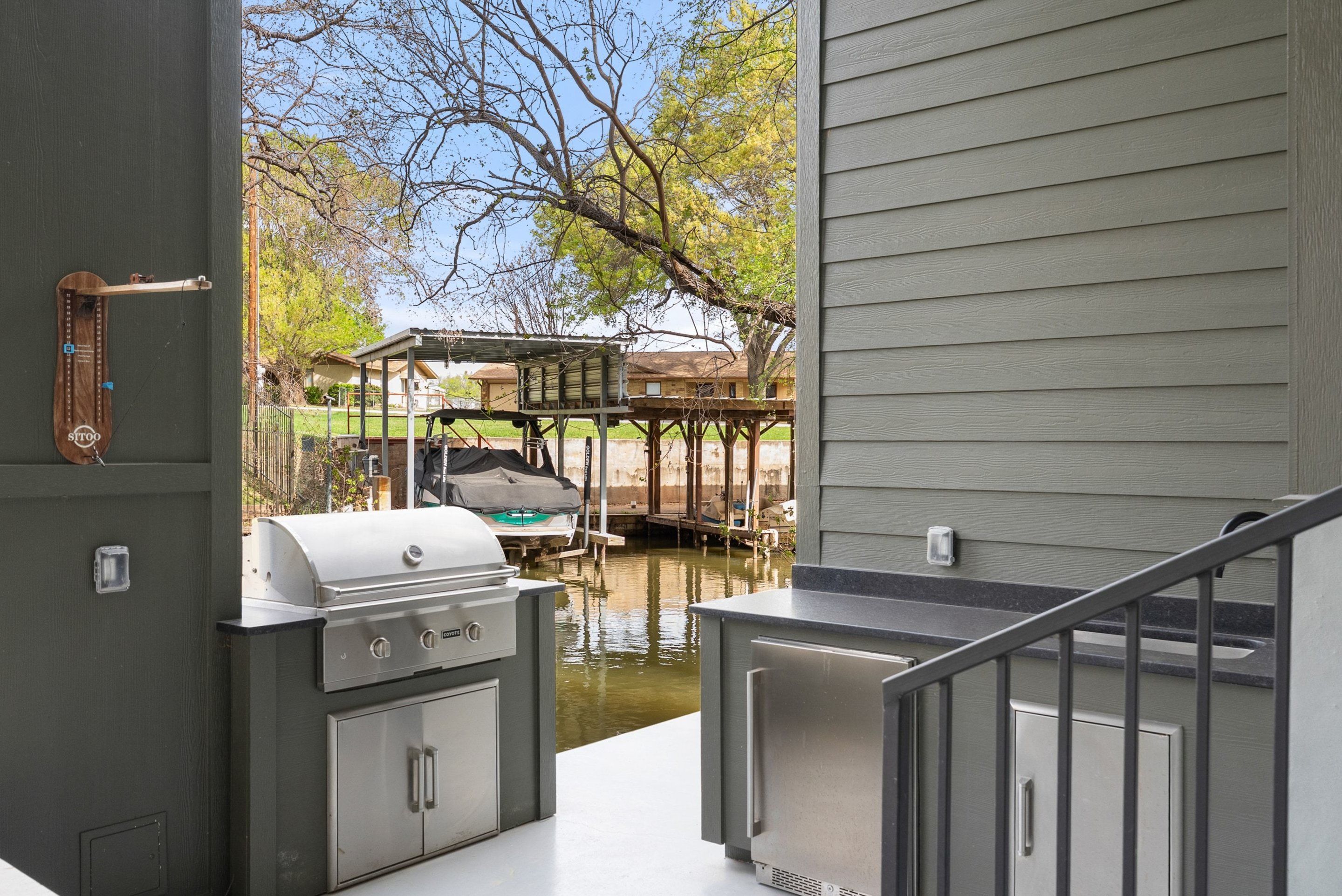  Luxury Value 2023 build on Lake LBJ - 物件實景