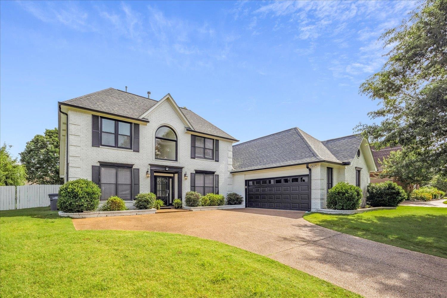 Lakeland, Tennessee, 38002, United States, 5 Bedrooms Bedrooms, ,3 BathroomsBathrooms,Residential,For Sale,1866419