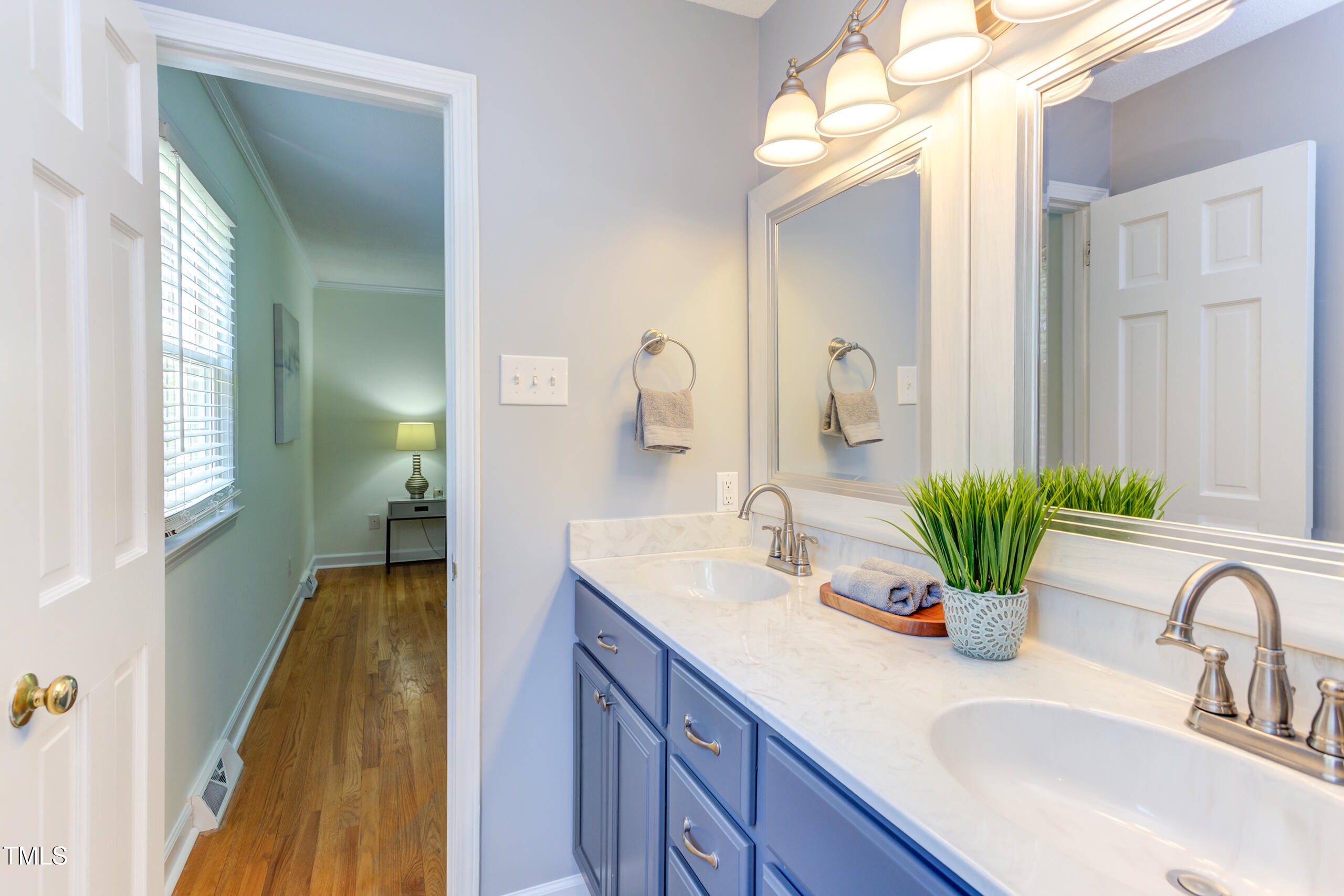Raleigh, North Carolina, 27612, United States, 6 Bedrooms Bedrooms, ,4 BathroomsBathrooms,Residential,For Sale,1793984