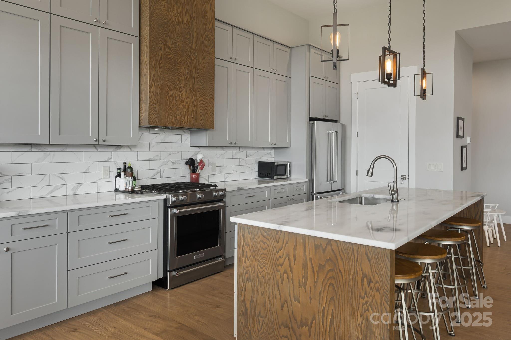 Mills River, North Carolina, 28759, United States, 3 Bedrooms Bedrooms, ,3 BathroomsBathrooms,Residential,For Sale,1992072