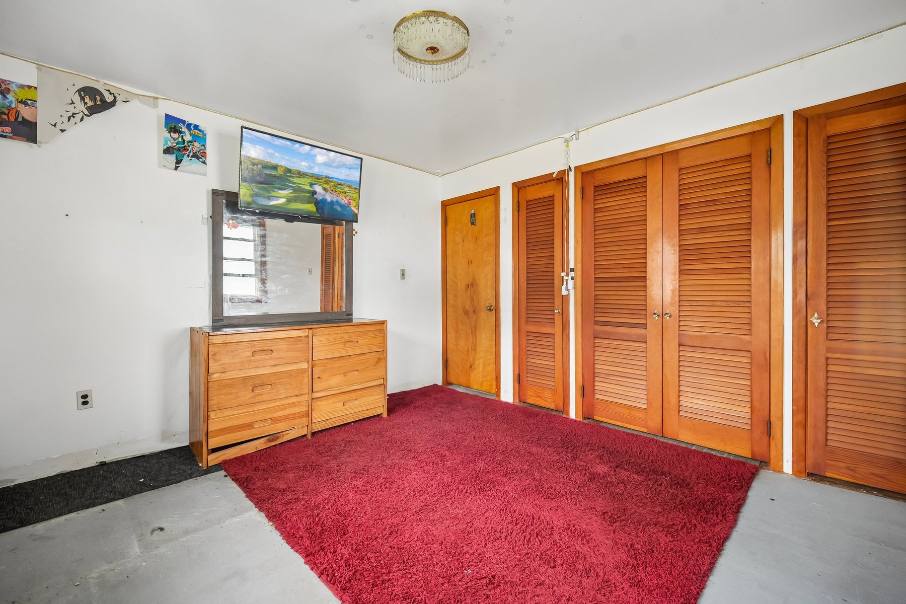  Charming Brick Ranch Home Ready for Your Vision - 物件實景
