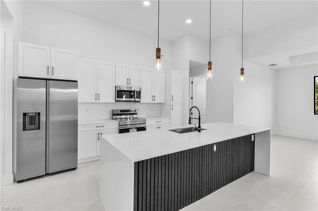 CAPE CORAL, Florida, 33993, United States, 4 Bedrooms Bedrooms, ,3 BathroomsBathrooms,Residential,For Sale,2005774