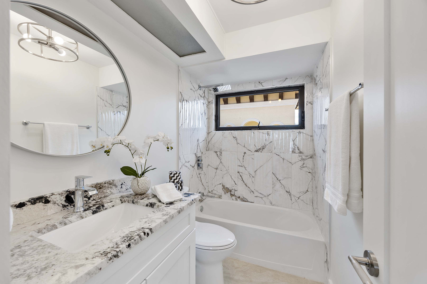  ROYAL HARBOR - BAYVIEW ESTATES - 物件實景