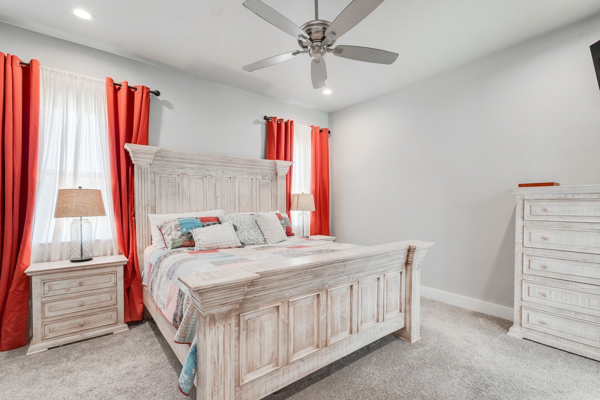 Weatherford, Texas, 76088, United States, 3 Bedrooms Bedrooms, ,2 BathroomsBathrooms,Residential,For Sale,1983909