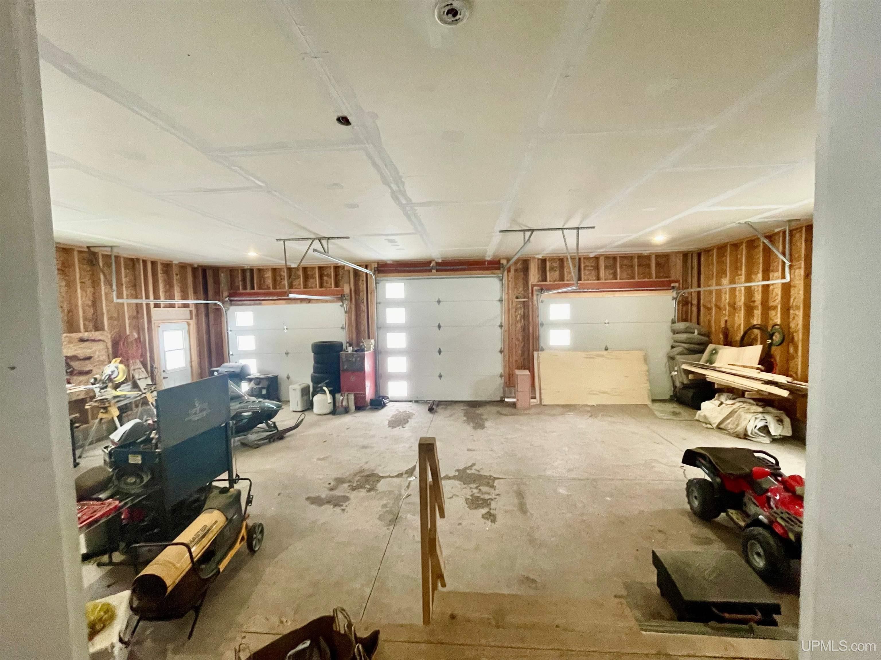 Hancock, Michigan, 49930, United States, 5 Bedrooms Bedrooms, ,3 BathroomsBathrooms,Residential,For Sale,1920535