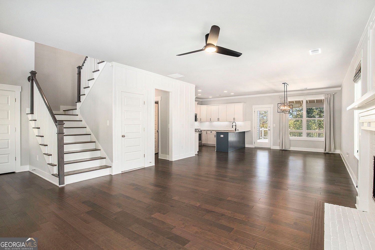 Gainesville, Georgia, 30506, United States, 3 Bedrooms Bedrooms, ,4 BathroomsBathrooms,Residential,For Sale,1965754