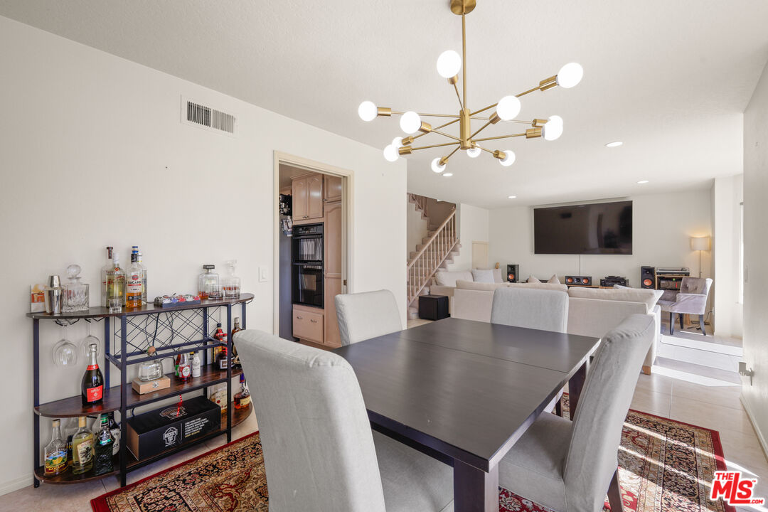 Porter Ranch, California, 91326, United States, 4 Bedrooms Bedrooms, ,3 BathroomsBathrooms,Residential,For Sale,1906036