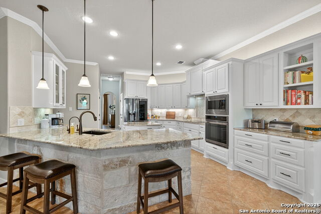Fair Oaks Ranch, Texas, 78015, United States, 4 Bedrooms Bedrooms, ,4 BathroomsBathrooms,Residential,For Sale,1917341