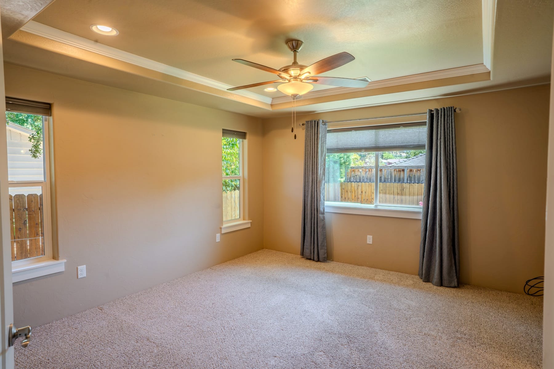  2196 Crestbrook Road Medford, OR 97504 - 物件實景