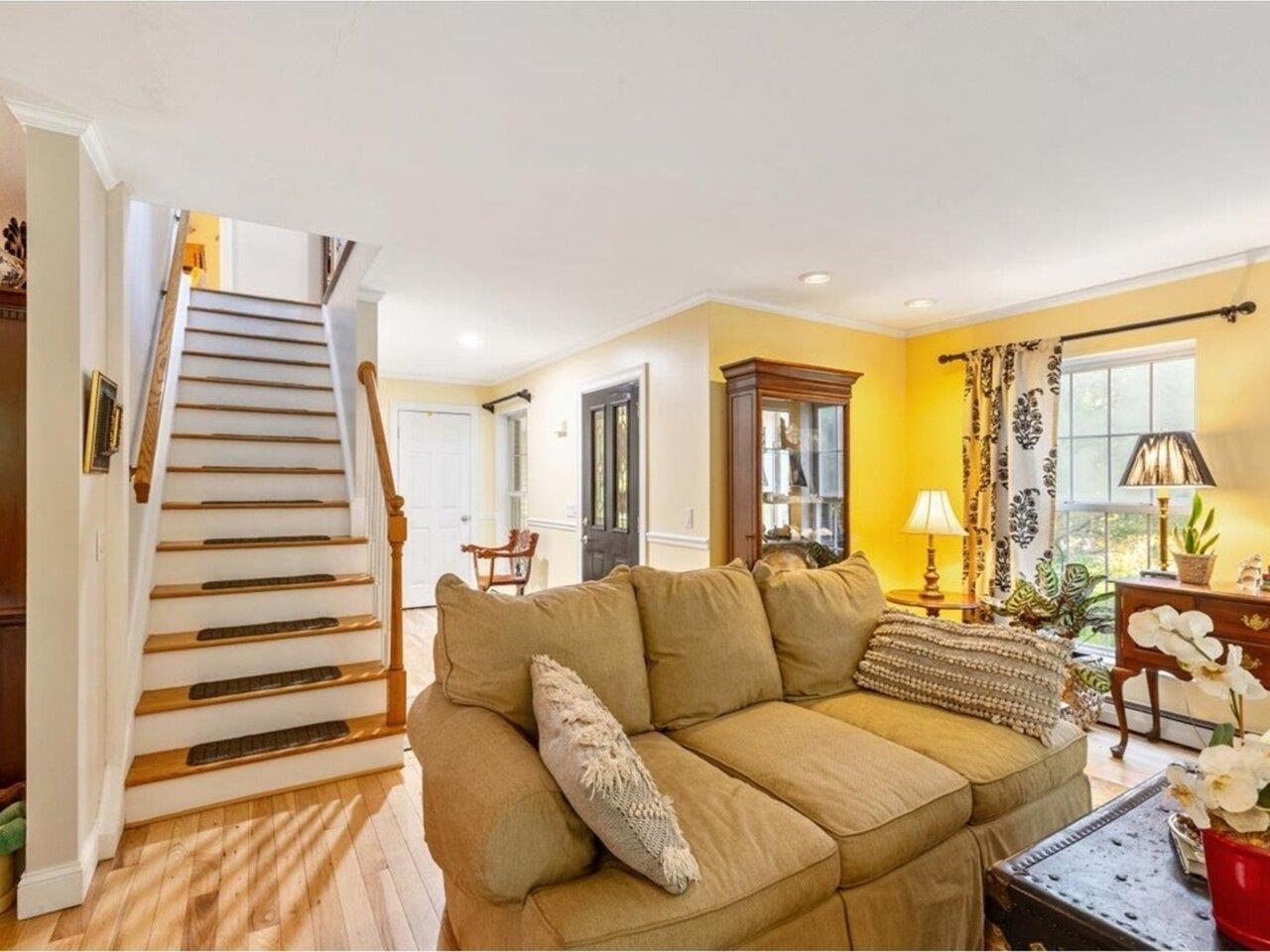 Georgia, Vermont, 05478, United States, 4 Bedrooms Bedrooms, ,2 BathroomsBathrooms,Residential,For Sale,1950830