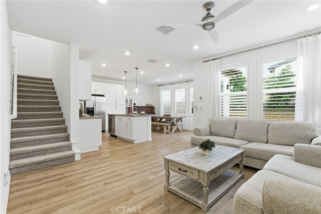 Corona, California, 92883, United States, 3 Bedrooms Bedrooms, ,3 BathroomsBathrooms,Residential,For Sale,1996400