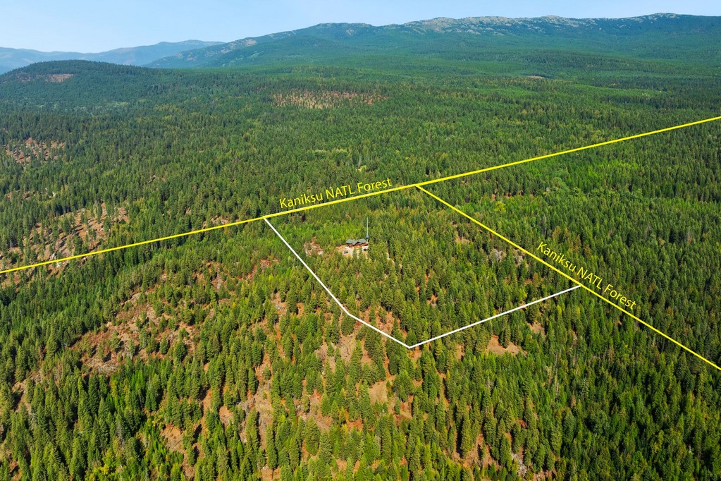 Bonners Ferry, Idaho, 83805, United States, 3 Bedrooms Bedrooms, ,4 BathroomsBathrooms,Residential,For Sale,1984473