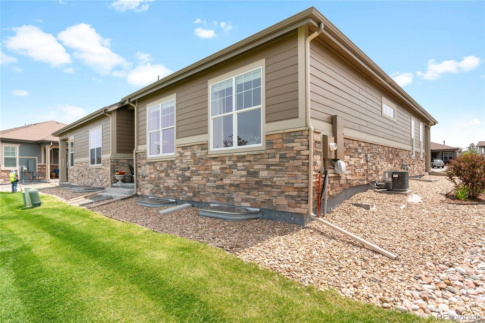 Aurora, Colorado, 80016, United States, 3 Bedrooms Bedrooms, ,3 BathroomsBathrooms,Residential,For Sale,1846672