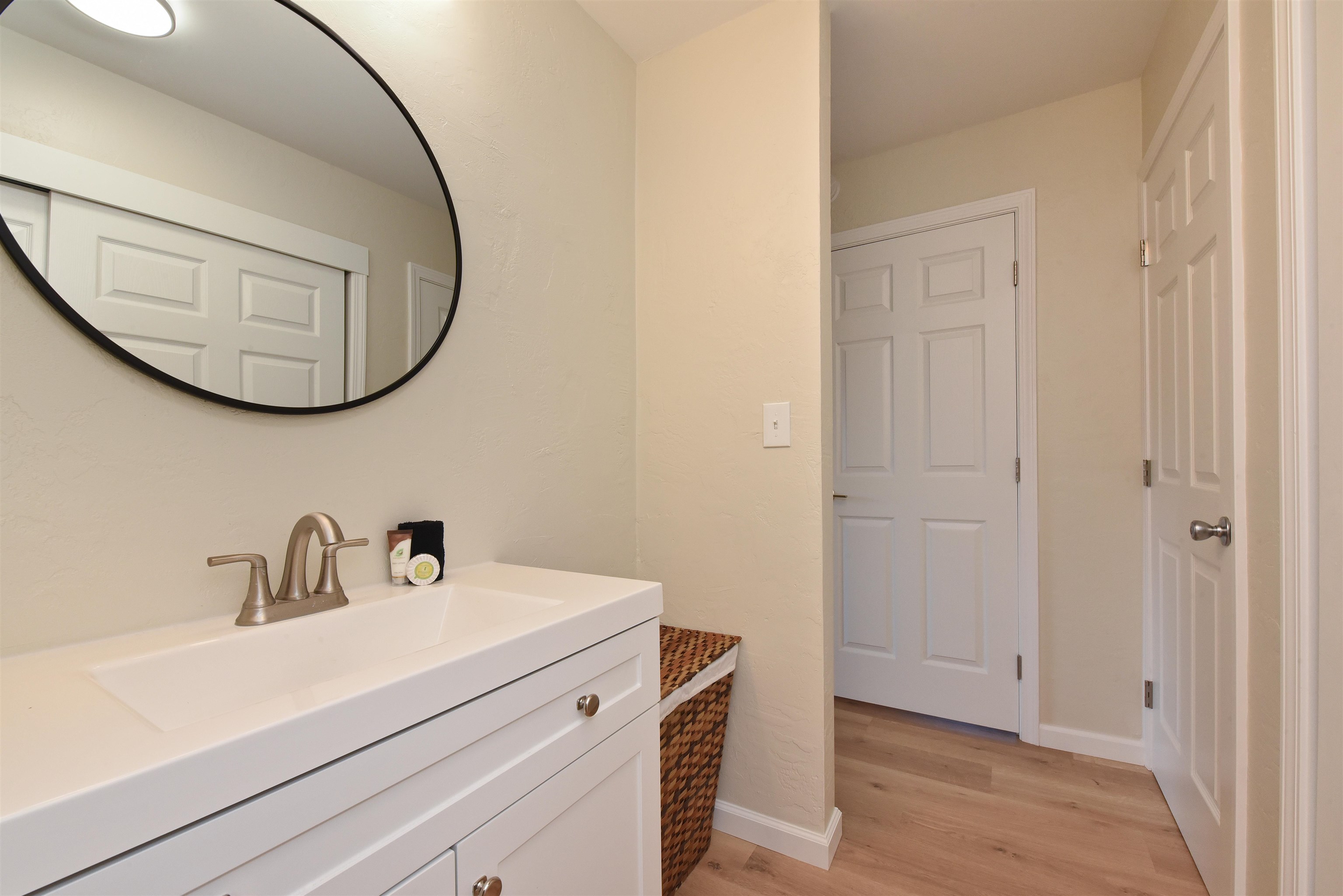 Lahaina, Hawaii, 96761, United States, 2 Bedrooms Bedrooms, ,2 BathroomsBathrooms,Residential,For Sale,1795000
