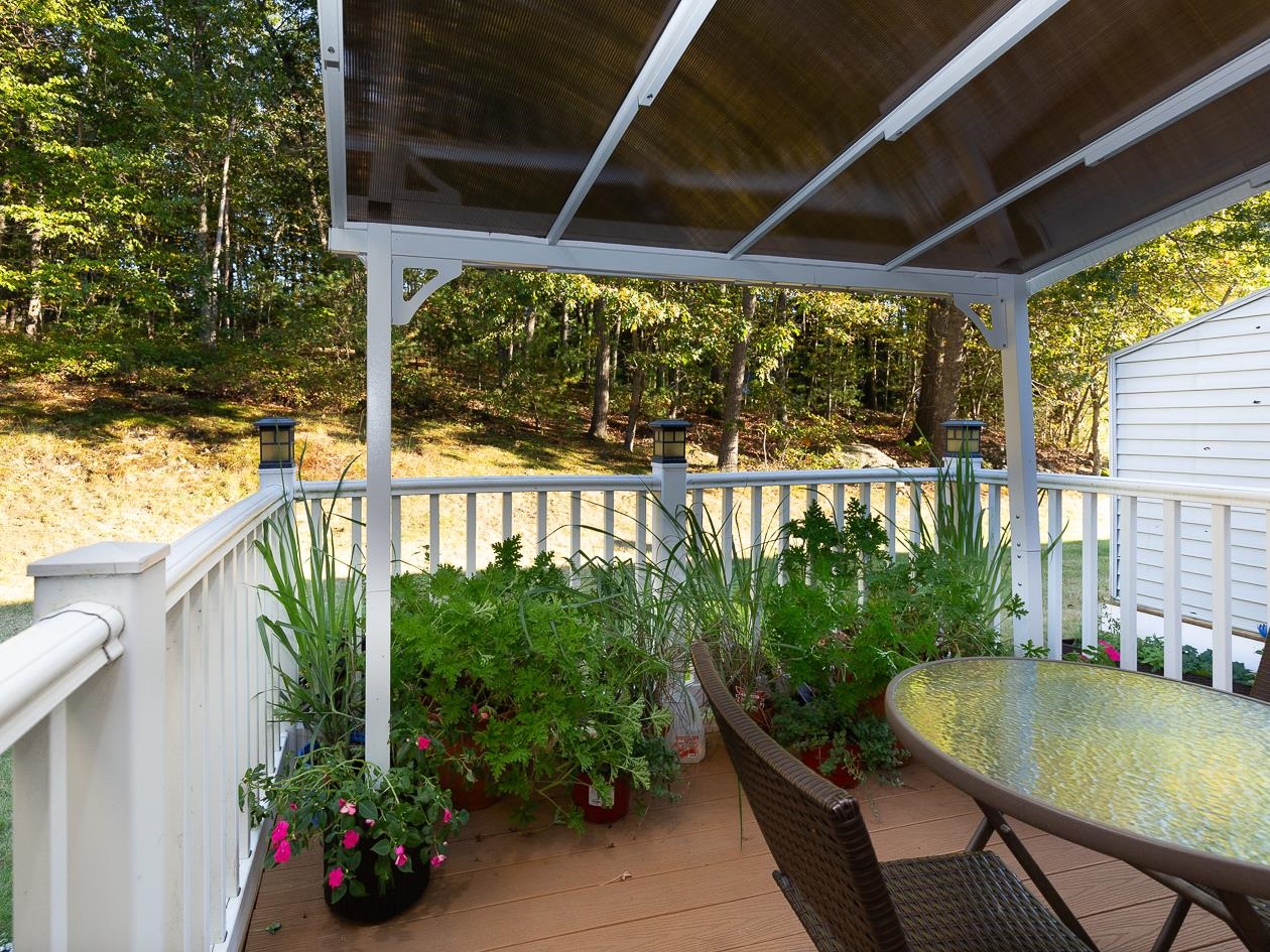 Atkinson, New Hampshire, 03811, United States, 2 Bedrooms Bedrooms, ,2 BathroomsBathrooms,Residential,For Sale,1979730