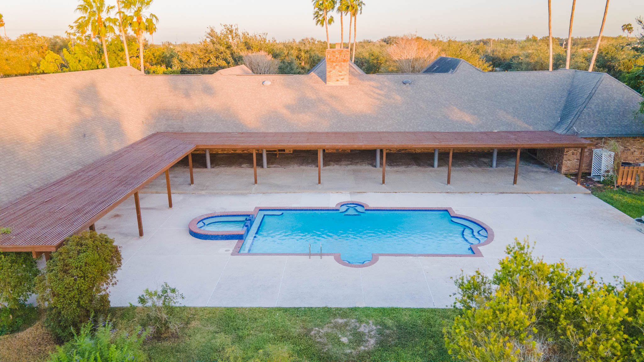McAllen, Texas, 78504, United States, 7 Bedrooms Bedrooms, ,7 BathroomsBathrooms,Residential,For Sale,1916875