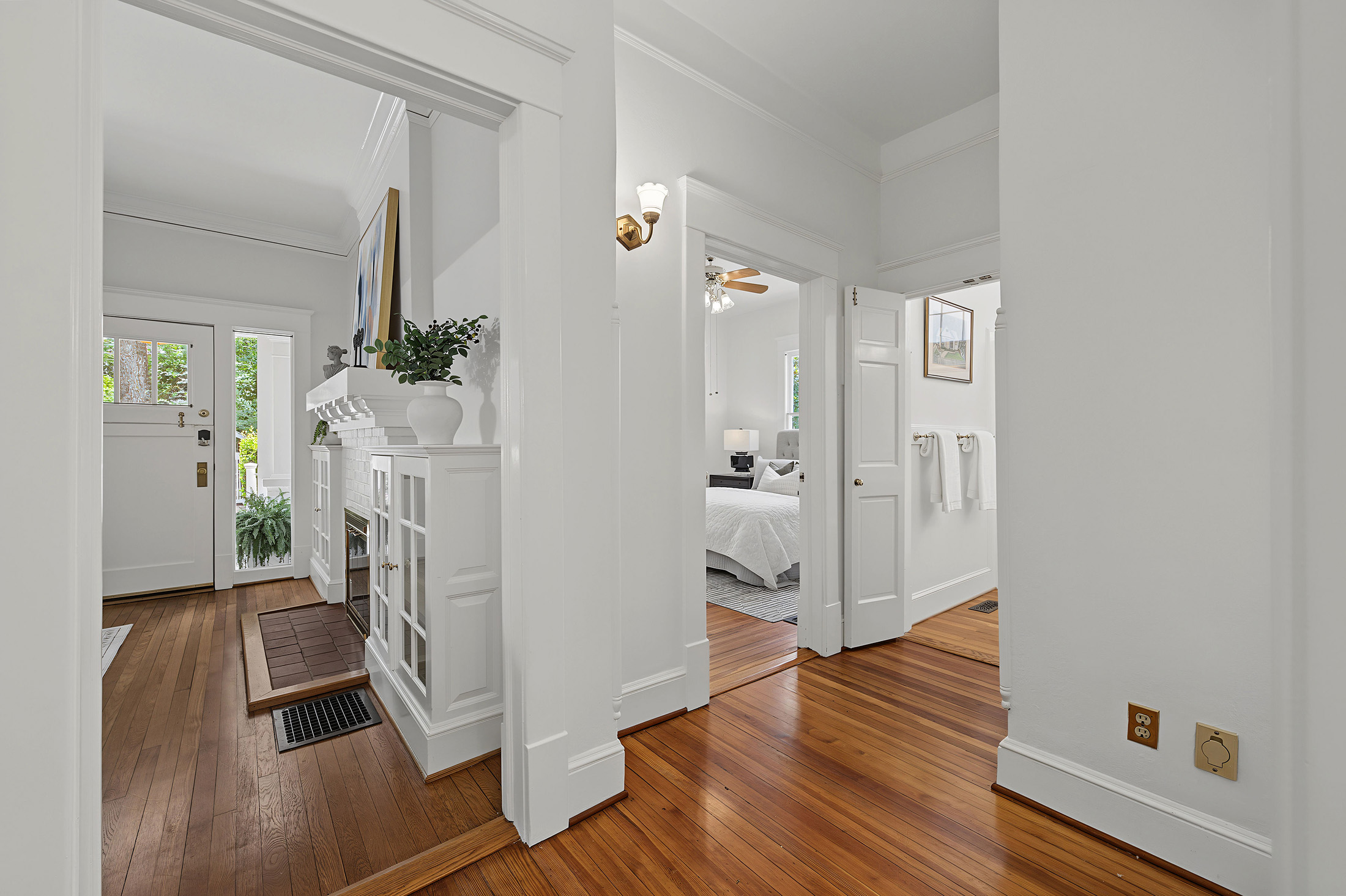  Enchanting 1920s Craftsman in an Ideal Virginia Highlands Location - 物件實景
