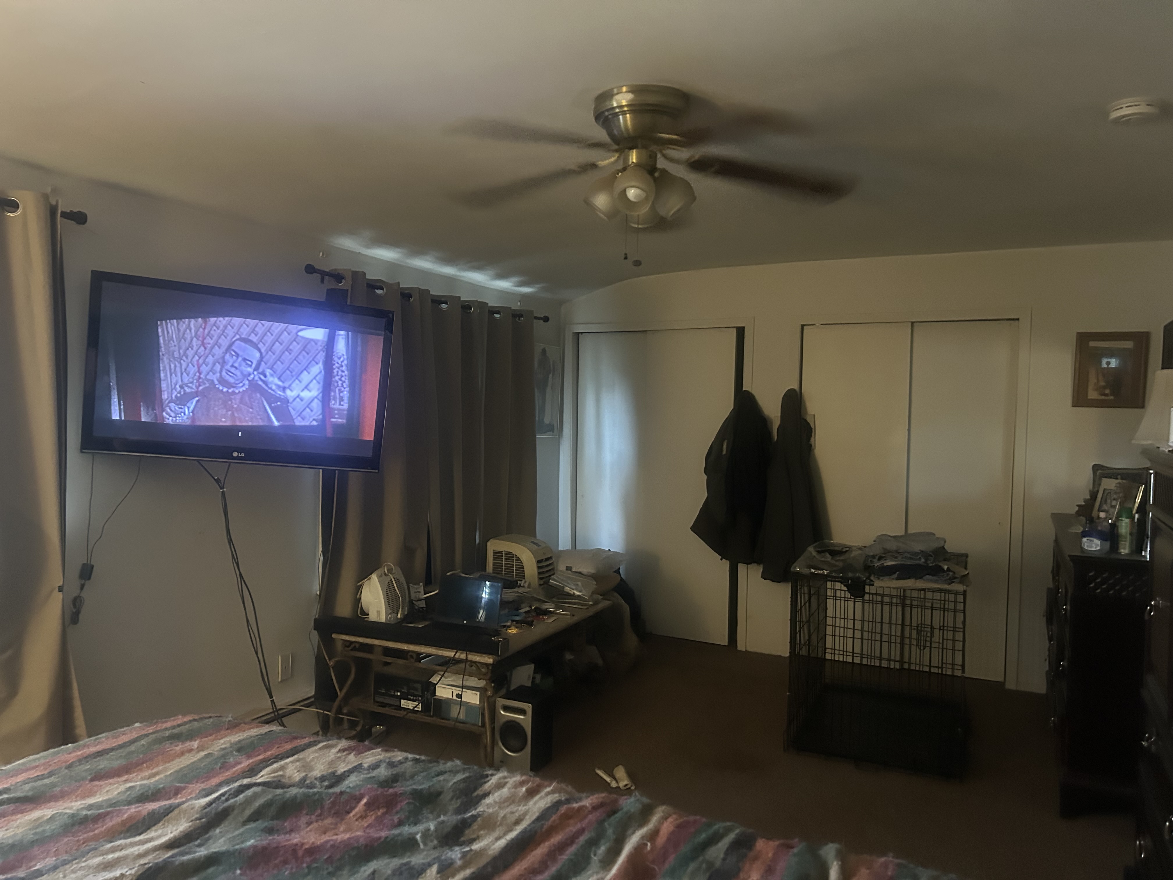 Copiague, New York, 11726, United States, 4 Bedrooms Bedrooms, ,2 BathroomsBathrooms,Residential,For Sale,1957833