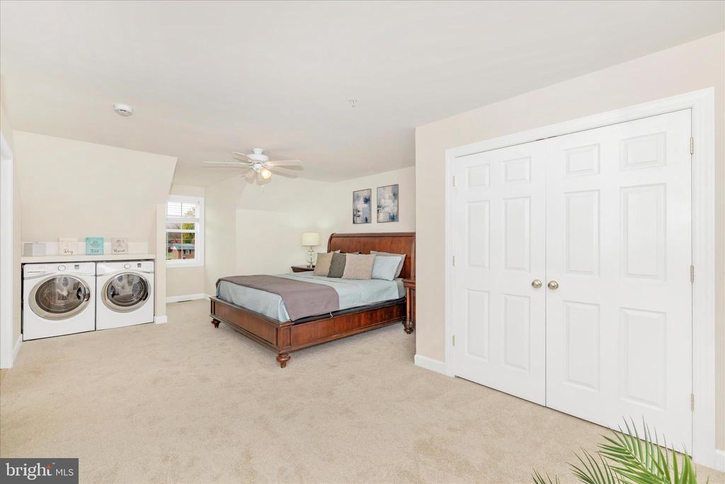 Frederick, Maryland, 21702, United States, 4 Bedrooms Bedrooms, ,3 BathroomsBathrooms,Residential,For Sale,1987380