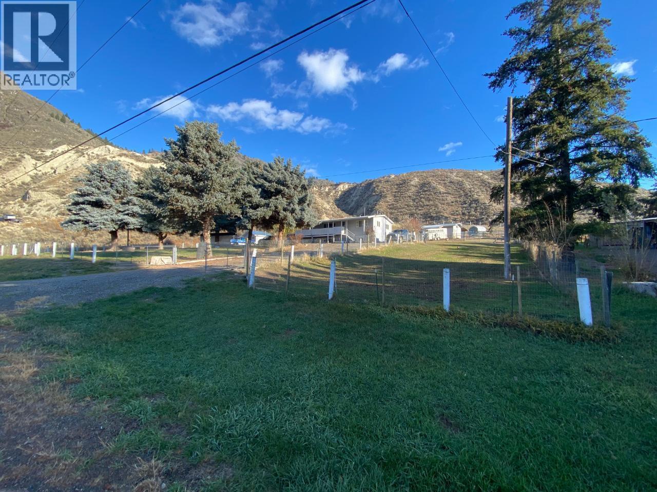 KAMLOOPS, British Columbia, V2H 1S7, CA, 4 Bedrooms Bedrooms, ,3 BathroomsBathrooms,Residential,For Sale,1949543