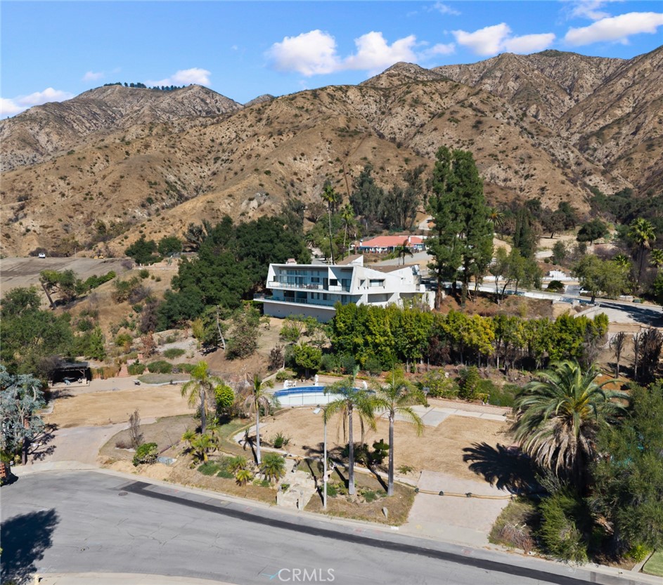 Pasadena, California, 91107, United States, 4 Bedrooms Bedrooms, ,3 BathroomsBathrooms,Residential,For Sale,1989049